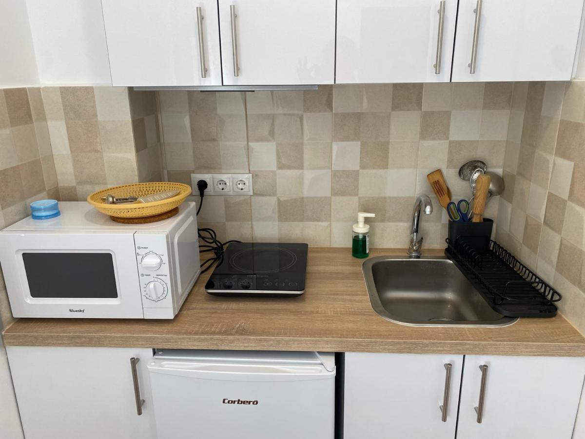 Habitaciones Con Bano Y Cocina Privada บาเลนเซีย ภายนอก รูปภาพ